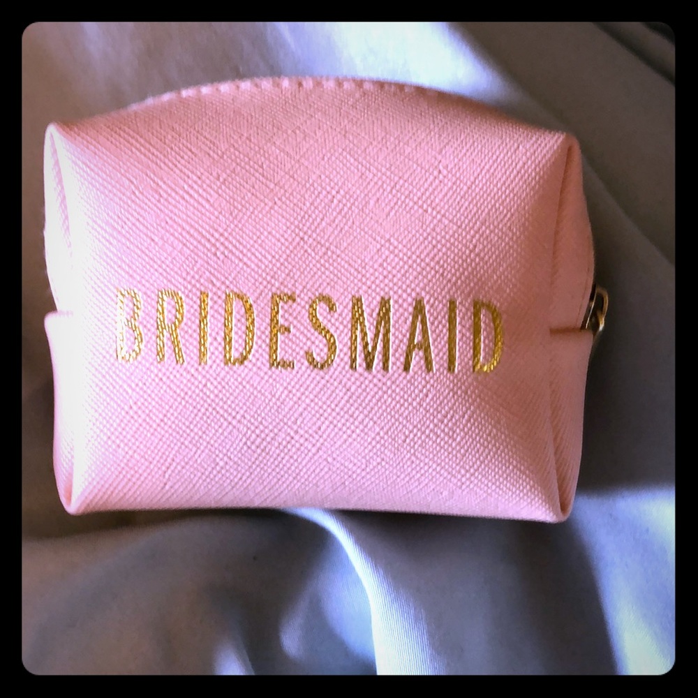 Bridesmaid minimergency bag
